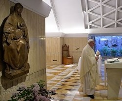 El Papa Francisco, con la lectura de la Visitación, pone el ejemplo de disponibilidad de María