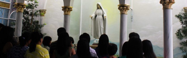 La Virgen de Lipa, Mediadora de Todas las Gracias, en Filipinas... pero Roma niega el origen sobrenatural de esta advocación
