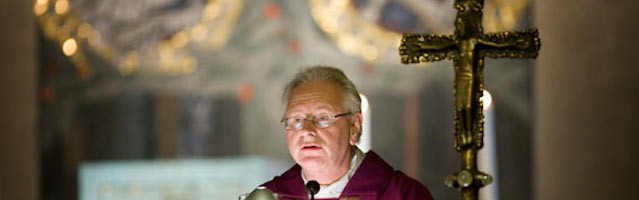 De devoto niño luterano a joven sacerdote católico y, después, obispo en la secularizada Finlandia