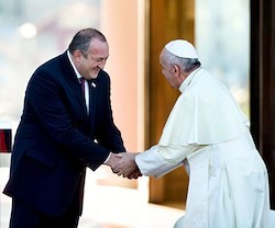 Giorgi Margvelashvili mostró gran cordialidad hacia el Papa Francisco.