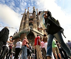El Templo Expiatorio de la Sagrada Familia es uno de los principales focos de atracción del turismo en Barcelona.