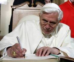 Benedicto XVI ha dejado sermones muy trabajados sobre las distintas lecturas del Año Litúrgico