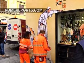 Graffiti del Papa: nueva polémica