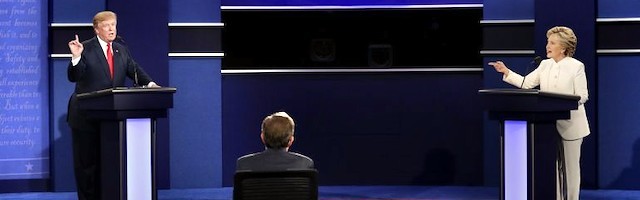 Un momento del tercero y último de los debates televisivos entre ambos candidatos a la Casa Blanca.