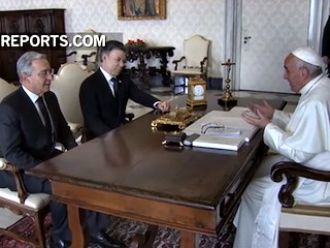 Encuentro del Papa con Santos y Uribe