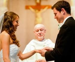 Sólo un 15 por ciento de las nuevas bodas en España son por el rito católico