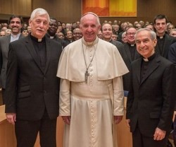 Francisco con los jesuitas de La Civiltà Cattolica
