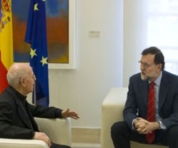 Blázquez visita a Rajoy en la Moncloa y le lleva la Memoria de Actividades de la Iglesia