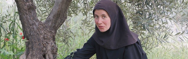 «Estaba perdida», decidió ir a Jerusalén en bicicleta y en un convento melquita encontró su lugar