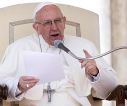 El Papa Francisco insiste en que la Resurrección es la clave del cristianismo, un hecho, no una ideología