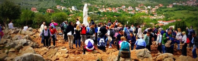 La colina de las apariciones de Medjugorje, en Bosnia-Hercegovina... la Iglesia investiga el caso