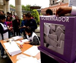 SaberVotar.mx da a elegir entre los candidatos provida y profamilia, y señala a los que son anti-vida y anti-familia