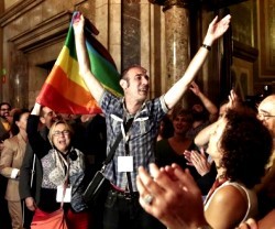 Eugeni Rodríguez, del Observatori contra la LGTBfobia... celebra la ley que ha gastado 2 millones de euros en 30 meses