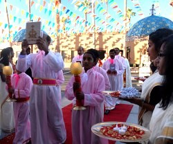 Fiesta de dedicación de una nueva parroquia católica en la India