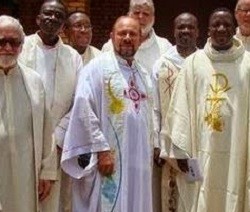 El español Jesús Ruiz Molina es nombrado nuevo obispo auxiliar de Bangassou, donde ayudará a Aguirre
