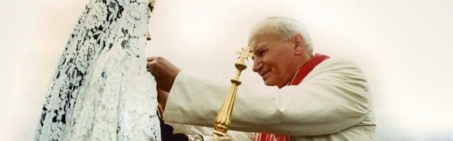 «Constituye mi fuerza»: San Juan Pablo II siempre llevó puesto el escapulario del Carmen