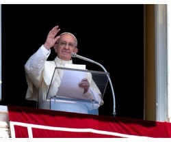 El Papa Francisco anima a usar las vacaciones para crecer espiritualmente