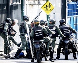 Los agentes chavistas están sembrando el pánico entre la población venezolana