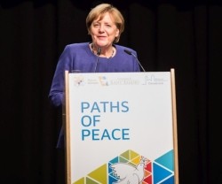 Angela Merkel en el encuentro por la paz de la Comunidad de San Egidio