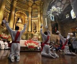Misa de la Virgen de Begoña en Bilbao, en 2017, con un acto folclórico