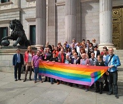 Este martes llega al Congreso el proyecto de ley LGTB: multas, cierres de colegios y adoctrinamiento