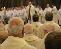 Sacerdotes catalanes durante un encuentro en Vic en 2016 / Foto- Catalunya Religió