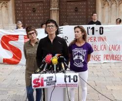 Una diputada y dos concejalas de la CUP anuncian que en la República catalana la Iglesia es enemigo a batir