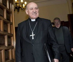 El arzobispo de Zaragoza ha salido en defensa de la Guardia Civil y Policía / Heraldo
