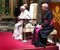 Antes de su intervención, el Papa escuchó la declaración final del congreso y sus iniciativas de protección al menor.