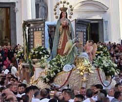 Procesión de la Inmaculada en Torre del Greco (Nápoles).