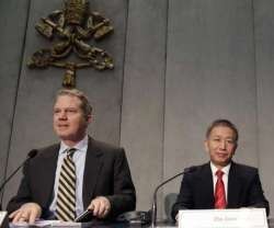 Presentación en la Sala de Prensa del Vaticano de la doble exposición museística en Roma y Pekín