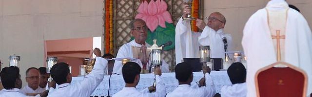 El Papa Francisco ordenó en Dacca a 16 nuevos sacerdotes de Bangla Desh... ya son 400 los sacerdotes del país