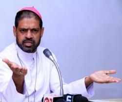 Theodore Mascarenhas es el secretario de los obispos de la India y denuncia la complicidad policial con los extremistas