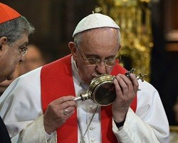 El Vaticano prohíbe la venta de reliquias y establece nuevas normas sobre su exposición y protección