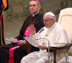 El Papa prosiguió sus catequesis sobre la Eucaristía