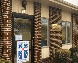 Un grupo de católicos compró un abortorio y lo ha convertido en un centro de salud gratuito