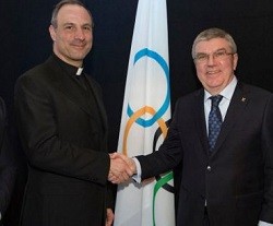 El Vaticano participa por primera vez como invitado en los Juegos Olímpicos: un español, a la cabeza