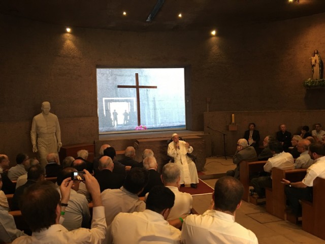 Francisco con los jesuitas chilenos también hablo del tema de los abusos