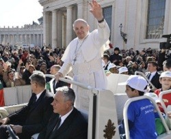 El Papa Francisco siguió este miércoles con sus catequesis sobre la Misa