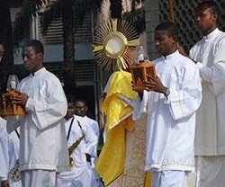 El seminario de Ibadán ordena 50 sacerdotes cada año