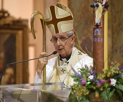 «La vida es sagrada» y para la Iglesia «no es un asunto sujeto a reformas», avisa el cardenal Poli
