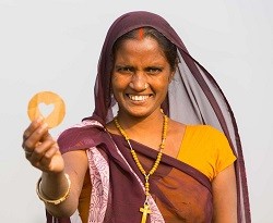 Swetha, cristiana dalit de la diócesis de Buxar, noreste de India. (Ismael Martínez Sánchez/ACN)