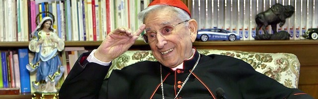 El cardenal Castrillón vivió sus obligaciones curiales con la misma pasión y entrega que sus encargos pastorales previos.