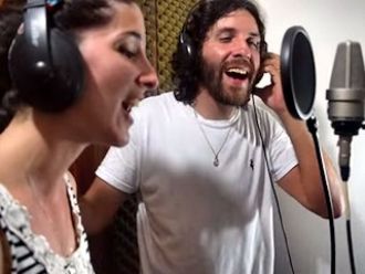 Cantantes argentinos por la vida de los dos