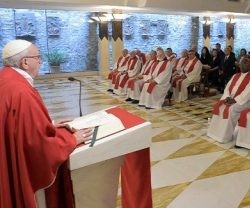 El Papa Francisco en varias ocasiones insiste en la gratuidad y el servicio del evangelizador
