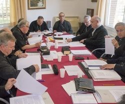 Reunión de obispos con sede en Cataluña - han expresado su preocupación por las legislaciones pro-eutanasia