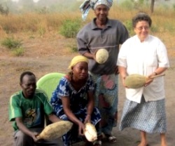 Gloria Sedes, misionera madrileña con los enfermos de sida y hepatitis en el pobrísimo Chad