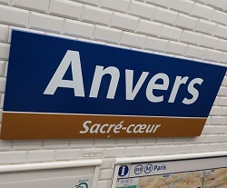 Pánico en el interior del metro de París: «¡Soy musulmán, y me voy a cargar a todos los católicos!»