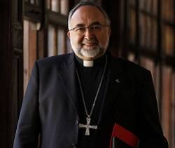 El arzobispo de Oviedo calificó de "dictadura totalitaria" el ataque frontal del Gobierno a la educación concertada
