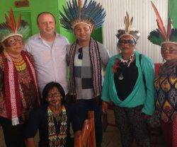 Líderes eclesiales y de comunidades indígenas en el Amazonas: defender a los pueblos aislados